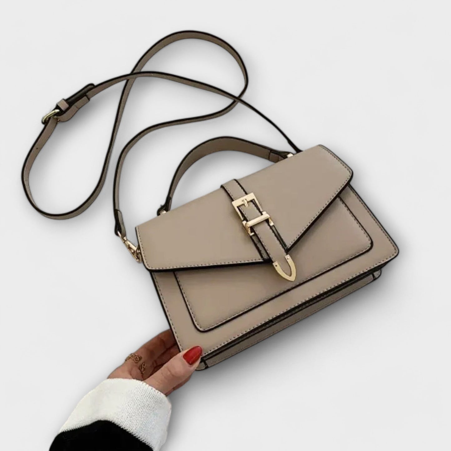 Women's Classic Shoulder Bag with Versatile Design and Spacious Interior