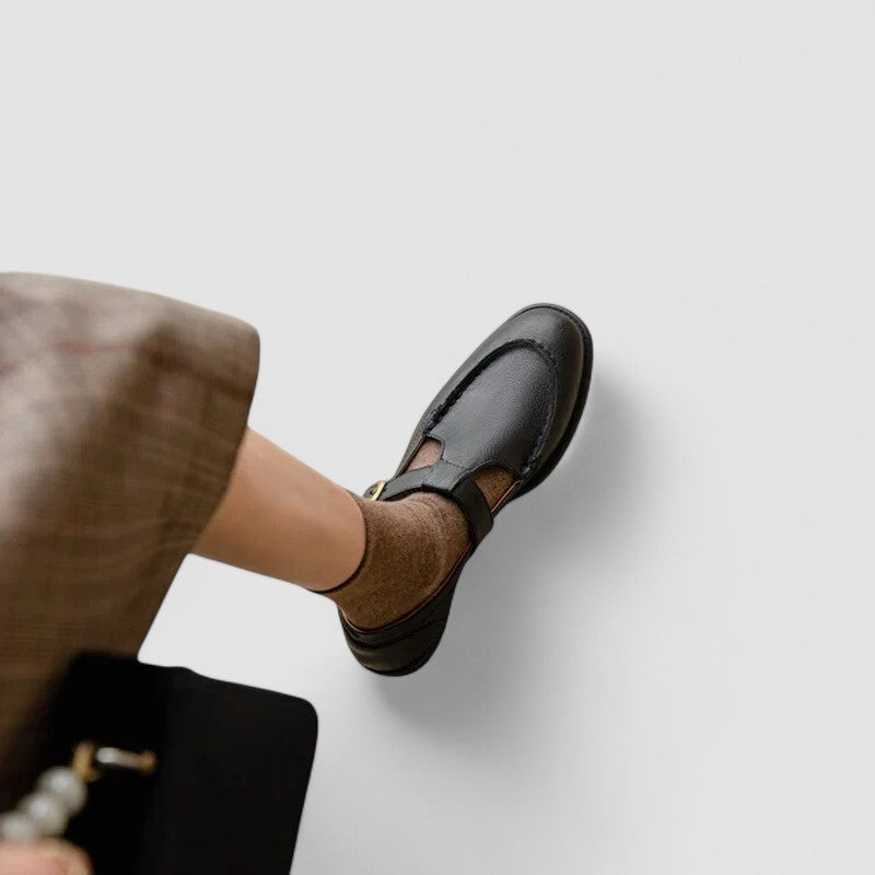 Women's Square-Toe Mary Jane Shoes with Adjustable Strap and Classic Design