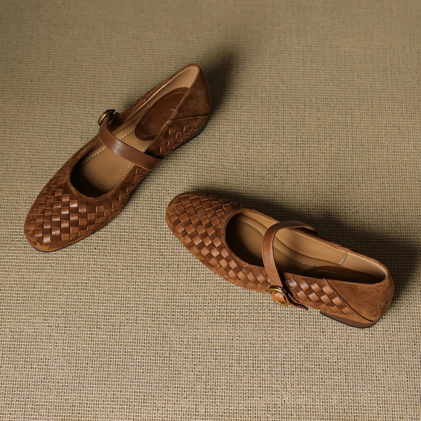 SIERRA GENUINE LEATHER FLATS