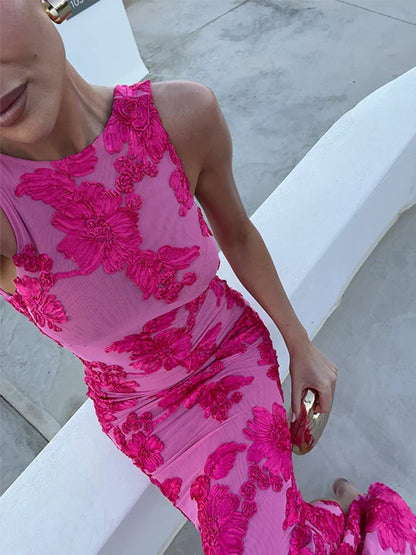 Women's Maxi Dress with Floral Print and Sleeveless Design