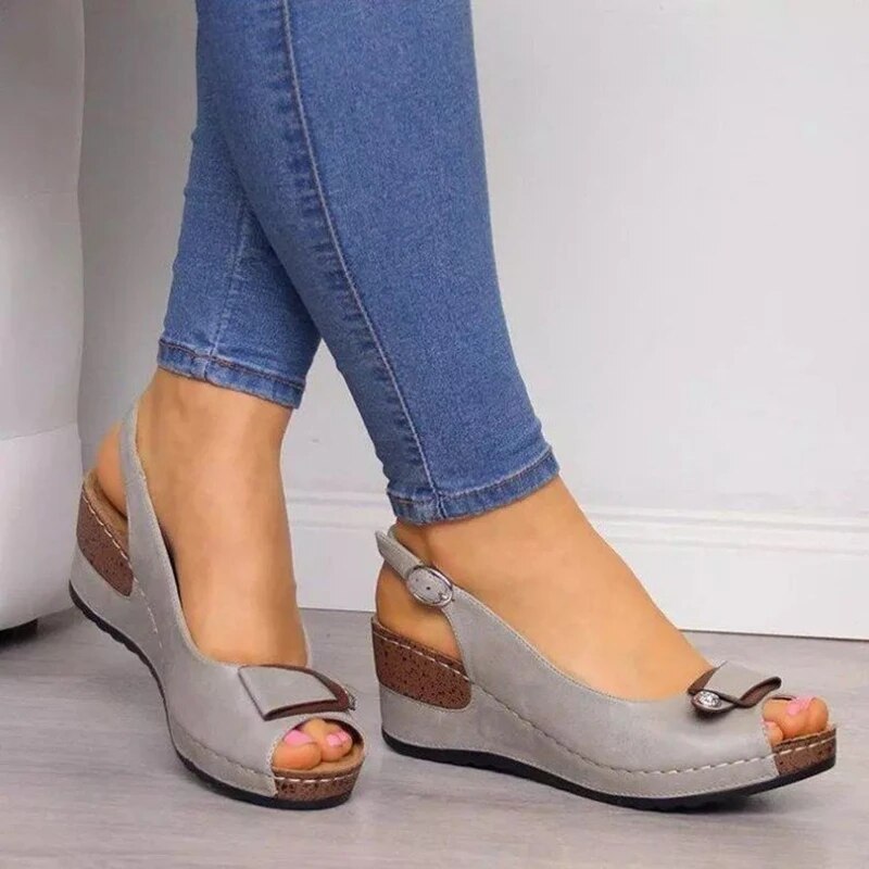 Women's Cushioned Sandals with Arch Support and Adjustable Straps