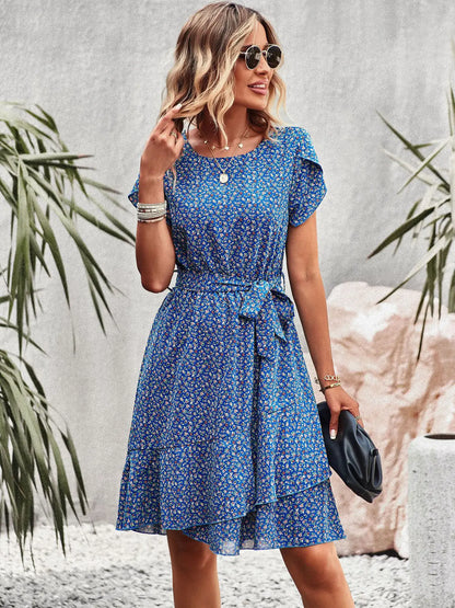 Women's Summer Dress with Sleeveless Design and Flowing Skirt