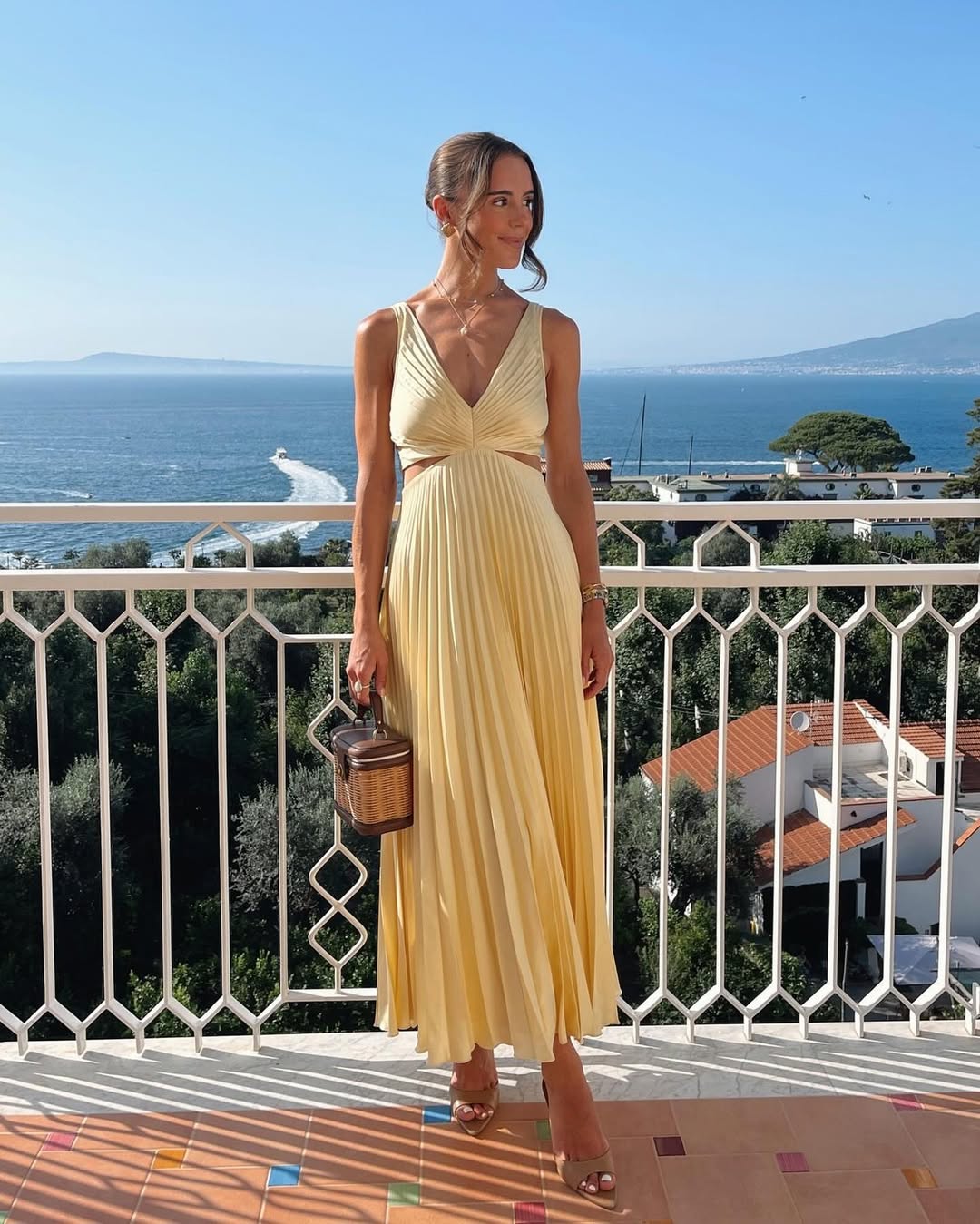 Women’s Crepe Maxi Dress – V-Neck Satin Feel Durable Elegant Silhouette Dress