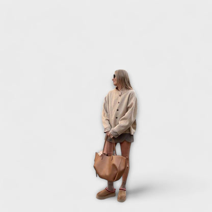Women's Modern Handbag with Versatile Design and Spacious Interior