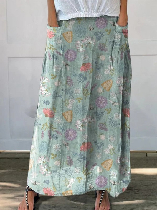Emilia | Floral Print Skirt with Pocket Design and Bumble Bee Pattern