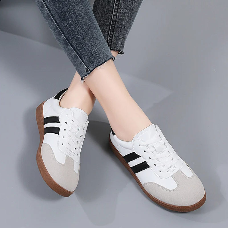 Women's Athletic Sneakers with Lightweight Design and Breathable Mesh