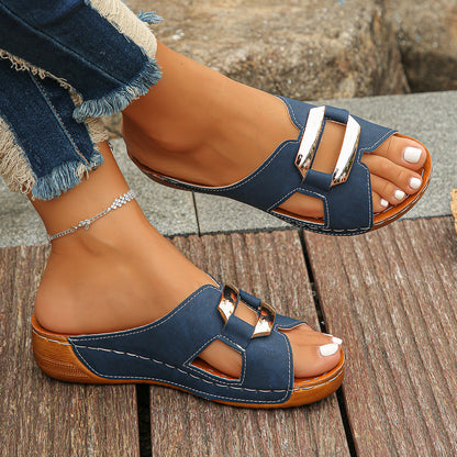 Women's Adjustable Buckle Sandals with Cushioned Support and Versatile Design