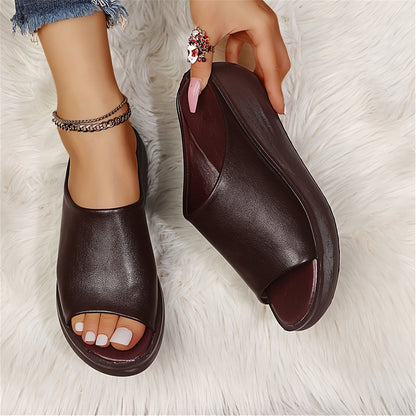 Women's Casual Sandals with Adjustable Straps and Cushioned Footbed
