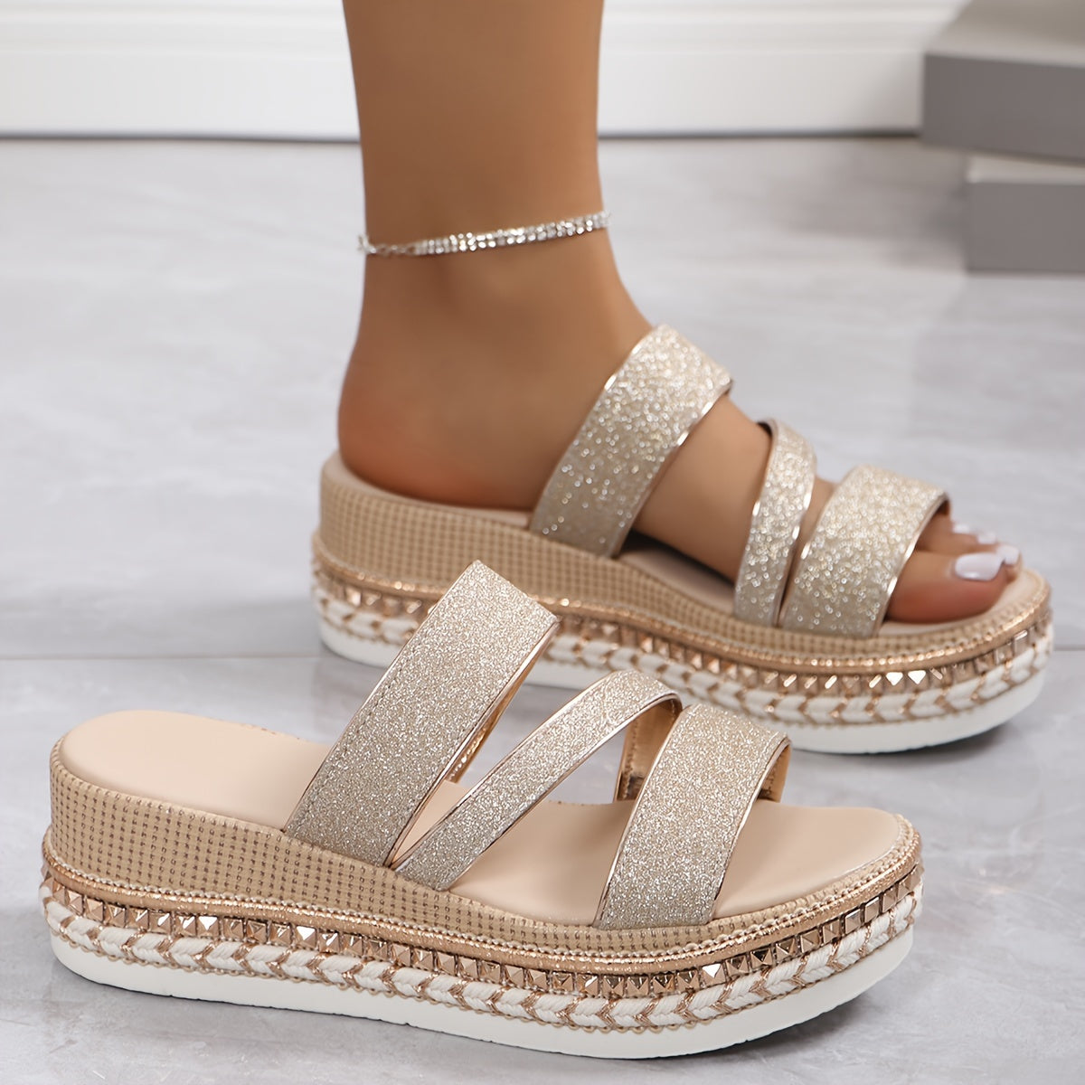 Women's Spring Sandals with Cushioned Footbed and Adjustable Straps