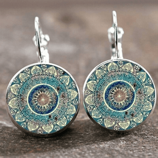 Women's Vintage-Inspired Mandala Earrings with Intricate Design and Lightweight Feel