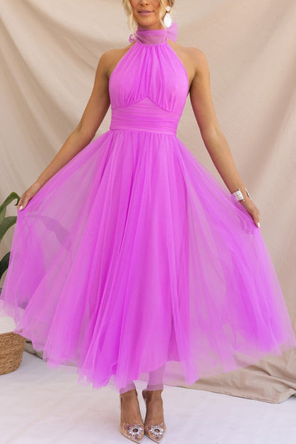 Women's Tulle Dress with A-Line Silhouette and Sleeveless Design