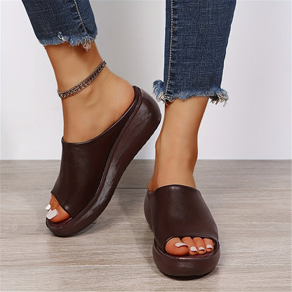 Women's Casual Sandals with Adjustable Straps and Cushioned Footbed