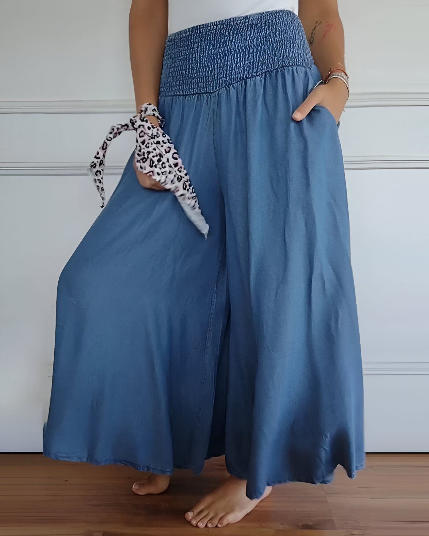 Delaney | Trousers with Elasticated Waist and Relaxed Fit