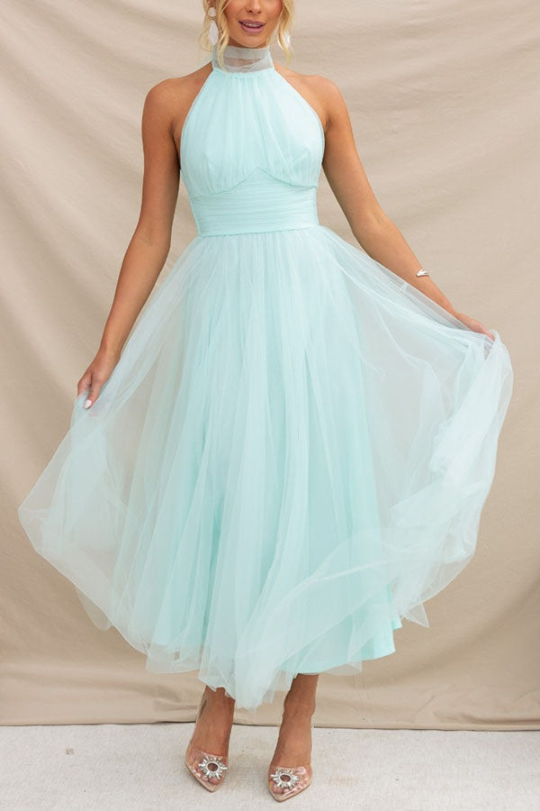 Women's Tulle Dress with A-Line Silhouette and Sleeveless Design