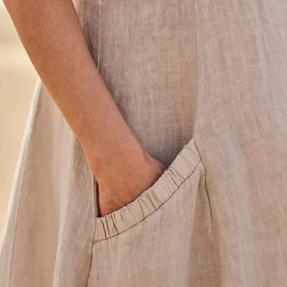 Women's Everyday Dress with Classic Design and Versatile Style