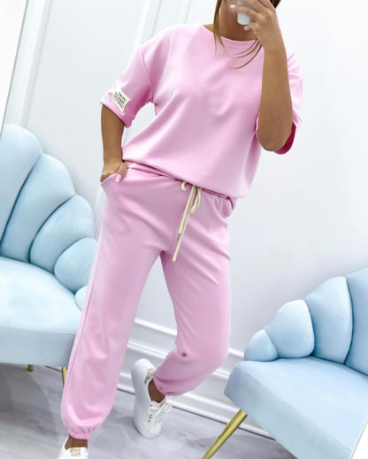 Olivia |  Short Sleeve Set with Relaxed Fit and Versatile Design