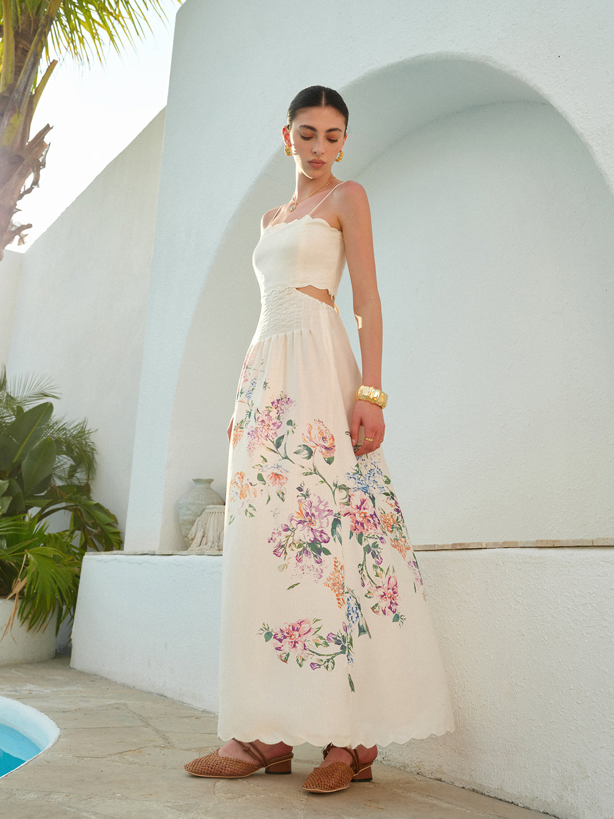 Romantic Cutout Waist Floral Print Scalloped Hem Sundress