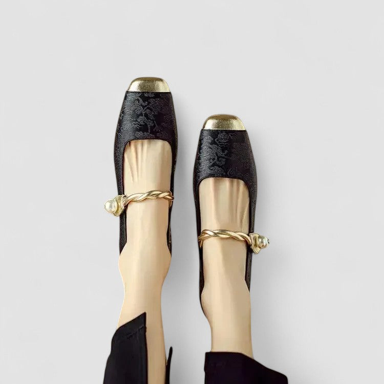 Women's Mary Jane Shoes with Classic Design and Secure Fit