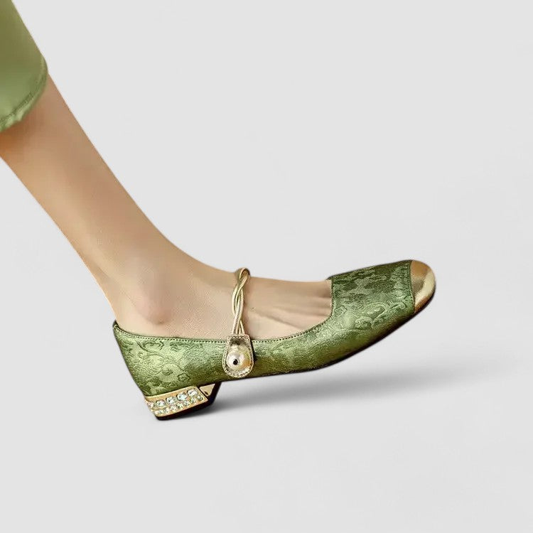 Women's Mary Jane Shoes with Classic Design and Secure Fit