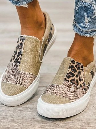 Women's Slip-On Shoes with Supportive Insole and Easy Fit