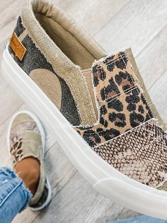 Women's Slip-On Shoes with Supportive Insole and Easy Fit