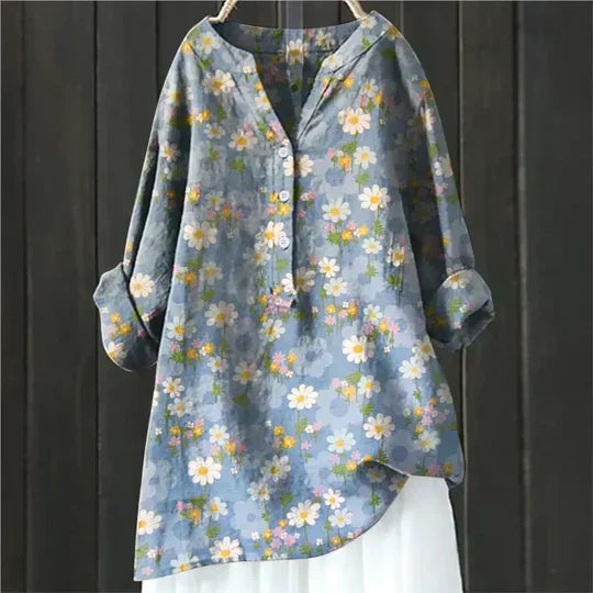 Women's Relaxed Fit Top with Lightweight Fabric and Breathable Design
