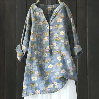 Women's Relaxed Fit Top with Lightweight Fabric and Breathable Design
