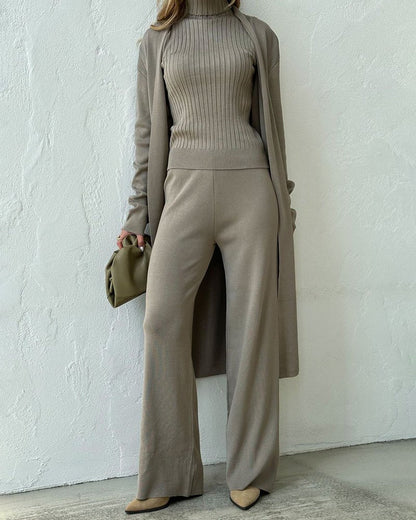 Violet | Three-Piece Set with Versatile Style and Coordinated Design