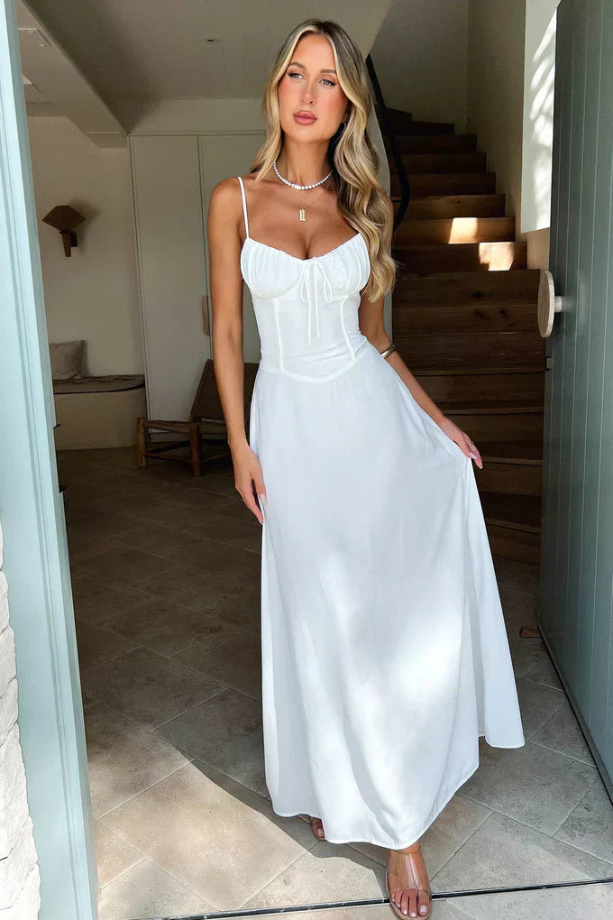 Luxurious Spaghetti Strap Chiffon Flattering Cinched Waistline Evening Length Dress