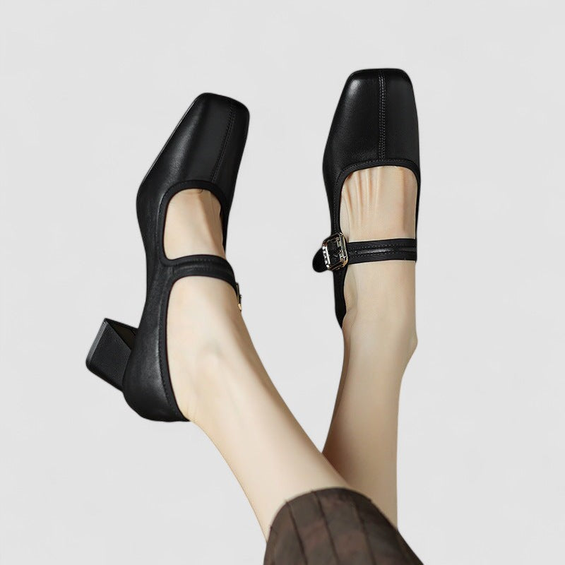 Women's Stylish Mary Jane Shoes with Classic Design and Secure Fit