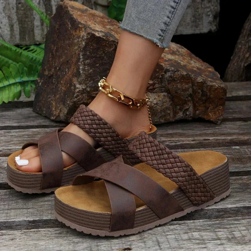 Women's Sandals with Arch Support and Adjustable Straps