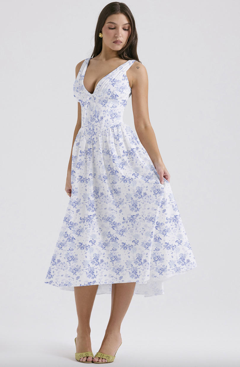 Women's Wedding Guest Dress with Elegant Design and Lightweight Fabric