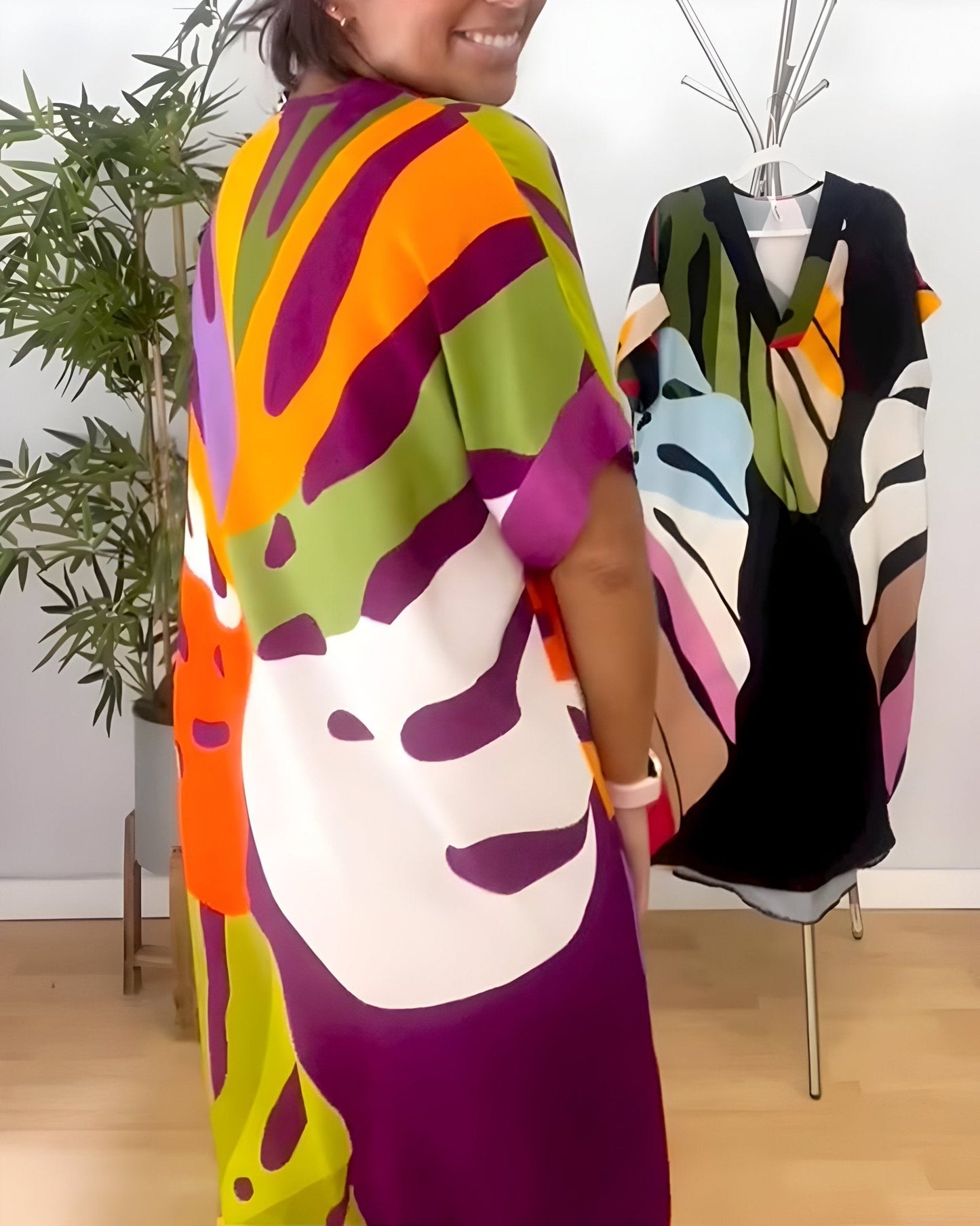 Women's Summer Dress with Sleeveless Design and Flowy Skirt
