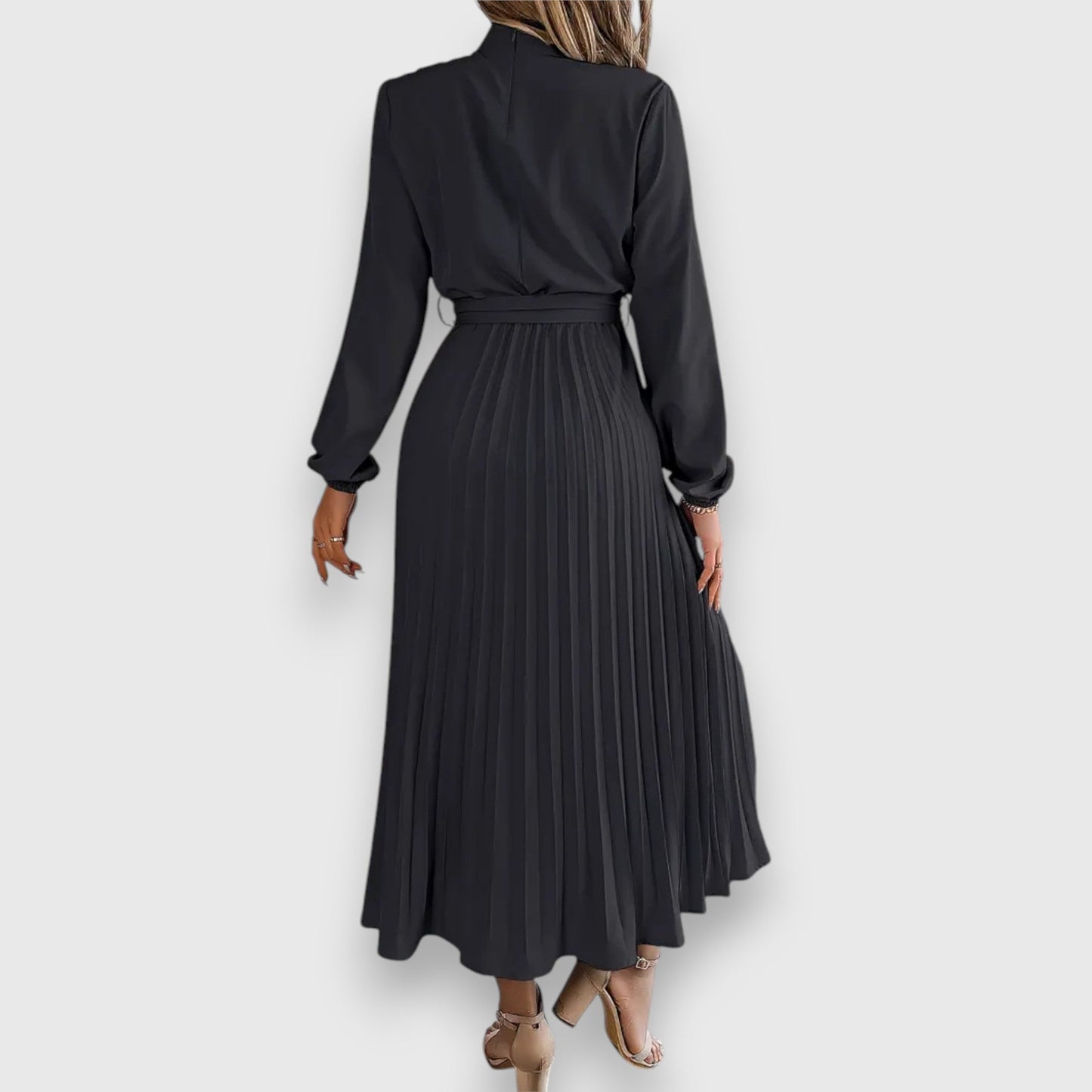 Women's Pleated Midi Dress with Flared Skirt and Sleeveless Design