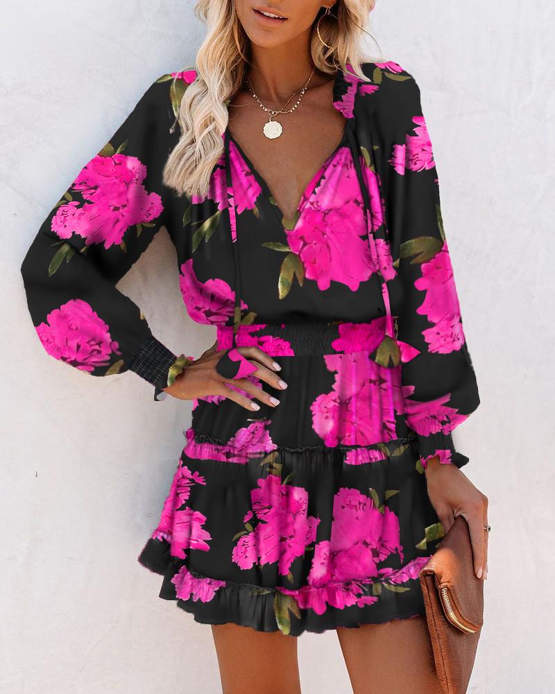 Effortlessly Chic V-Neck Floral Print Smocked Waist Tiered Ruffle Hem Accent Dress