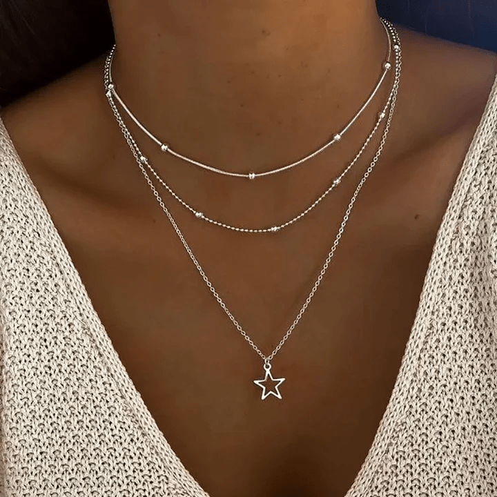 Women's Vintage Star Pendant with Intricate Design and Timeless Appeal